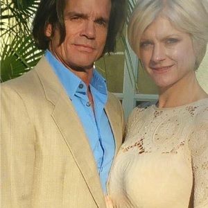 Meet your Posher, Donald